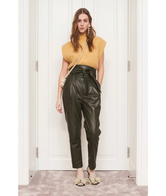 Leather pants with bow