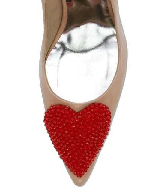 Туфлі з серцем із червоних кристалів
