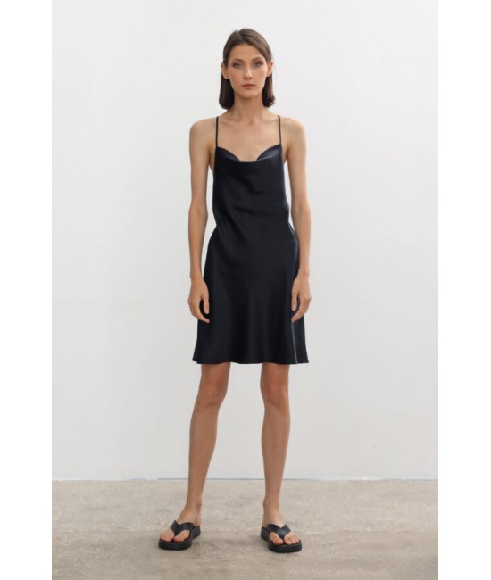 Чорна шовкова сукня міні