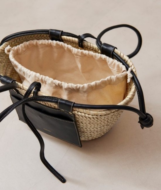 Солом'яна сумка-кошик з деталями із чорної шкіри