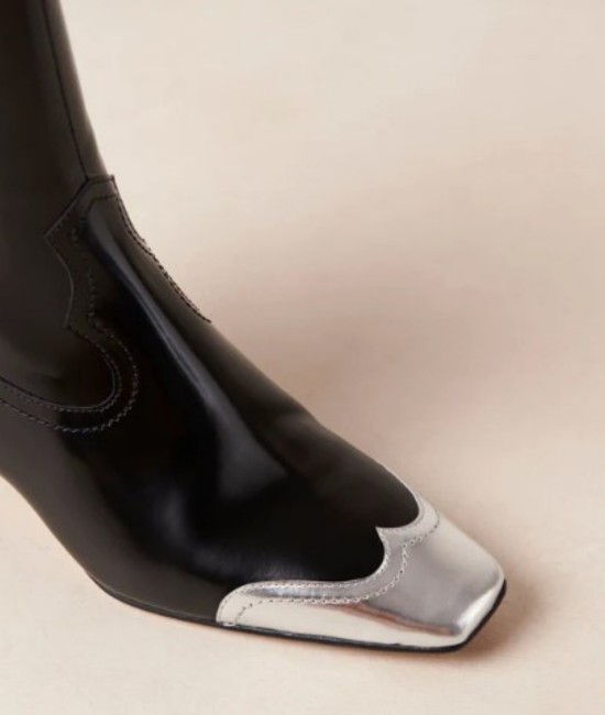 Чорні шкіряні черевики зі сріблястим носком
