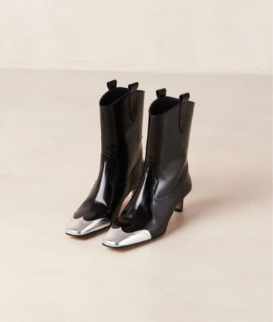 Черные кожаные ботинки с серебряным носком