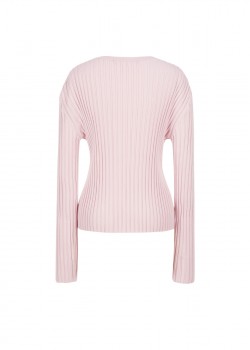 Розовый свитер в рубчик