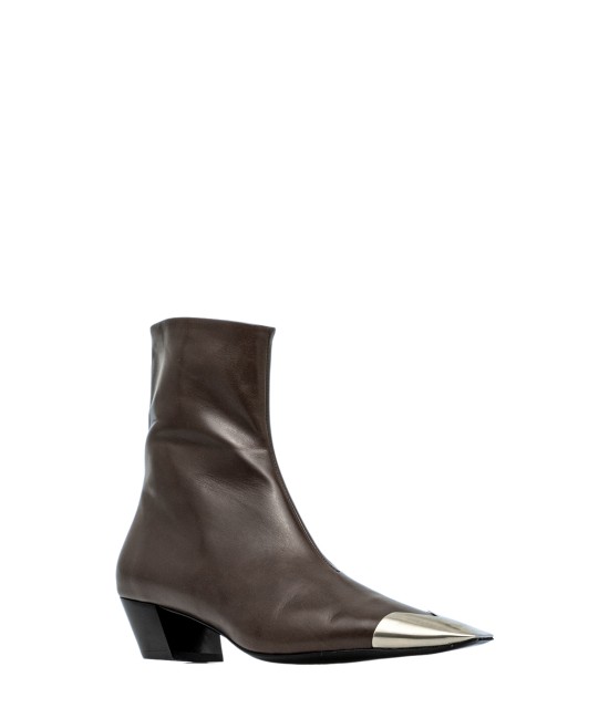 Brown geometric heeled boots Brown geometric heeled boots