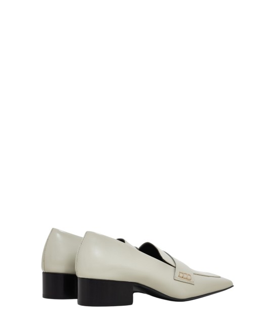 Heeled loafers in a light shade Heeled loafers in a light shade