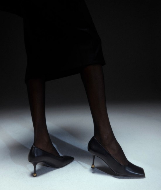 Black classic pumps Black classic pumps