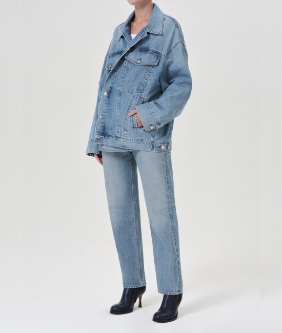 The blue denim jacket with pockets