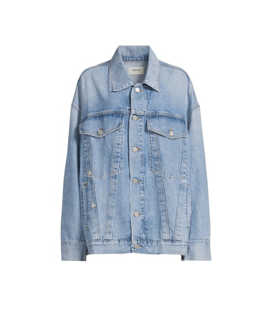 The blue denim jacket with pockets