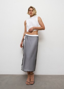 Skirt with organza